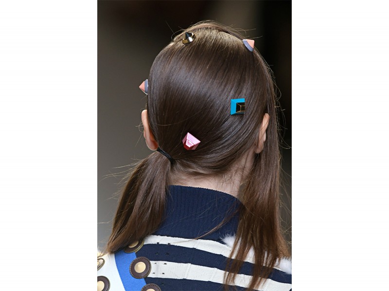 Pony-Tails_Fendi_clp_W_S17_MI_098_2515158