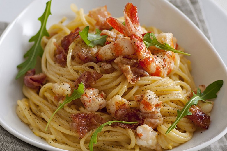 Spaghetti alla carbonara con i gamberi