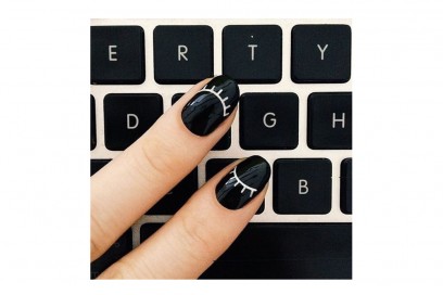 nail art black