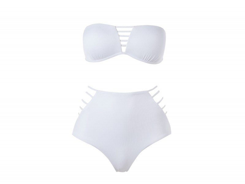 calzedonia-pe-2017-due-pezzi-listini-bianco