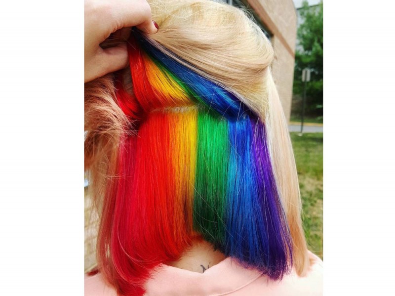 capelli arcobaleno sotto (1)