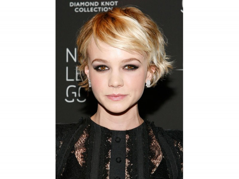 carey-mulligan-beauty-look-03