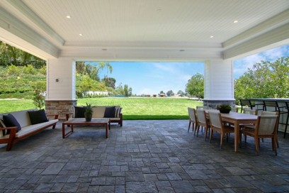 cover-kylie-jenner-hidden-hills-17