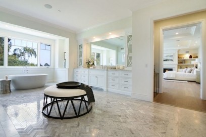 cover-kylie-jenner-hidden-hills-2