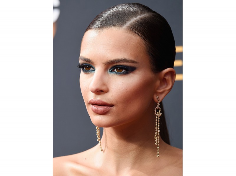 emily-ratajkowski-copia-il-make-up-1