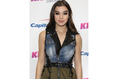 hailee steinfeld beauty look (17)