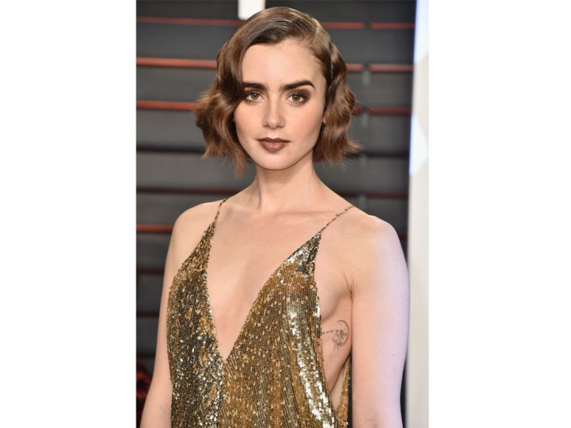 lily-collins-trucco-capelli-12