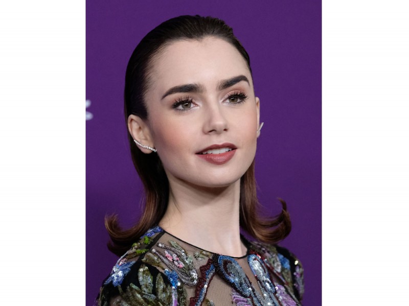 lily-collins-trucco-capelli-26