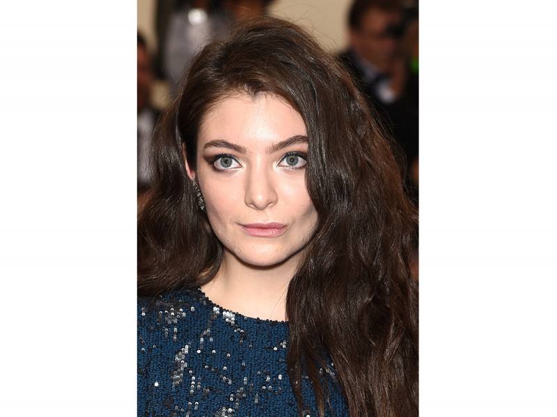 lorde beauty look trucco e capelli  (12)