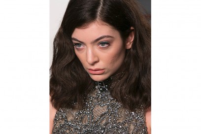 lorde beauty look trucco e capelli  (15)