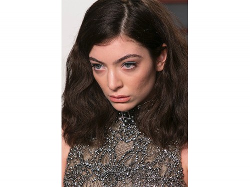 Lorde beauty look: trucco e capelli della cantante di Green Light