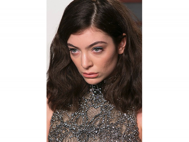 lorde beauty look trucco e capelli  (15)