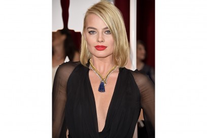 margot robbie caschetto lungo