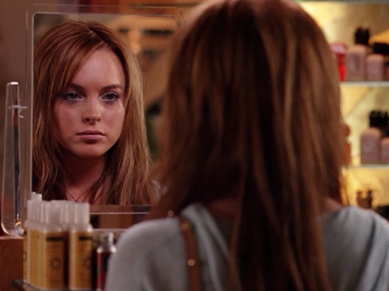 parla sola mean girl lindsay lohan specchio