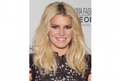trucco occhi marroni capelli biondi jessica simpson 2