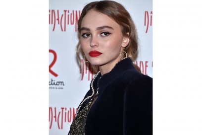 trucco occhi marroni capelli biondi lily rose depp 2