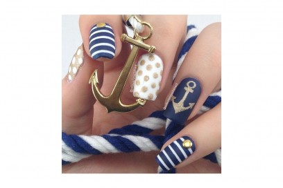 nail art blu