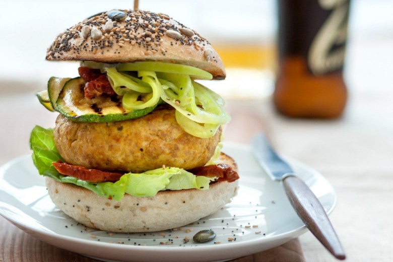 Hamburger di pollo allo zafferano e curcuma
