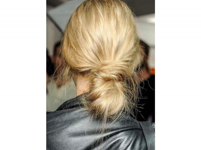 banana bun capelli raccolti tendenza  (7)
