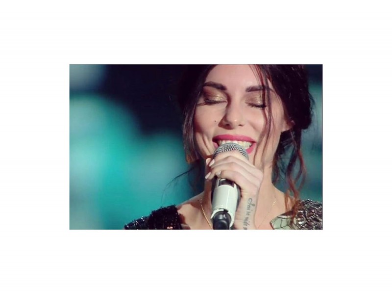 bianca atzei beauty look trucco capelli  (8)