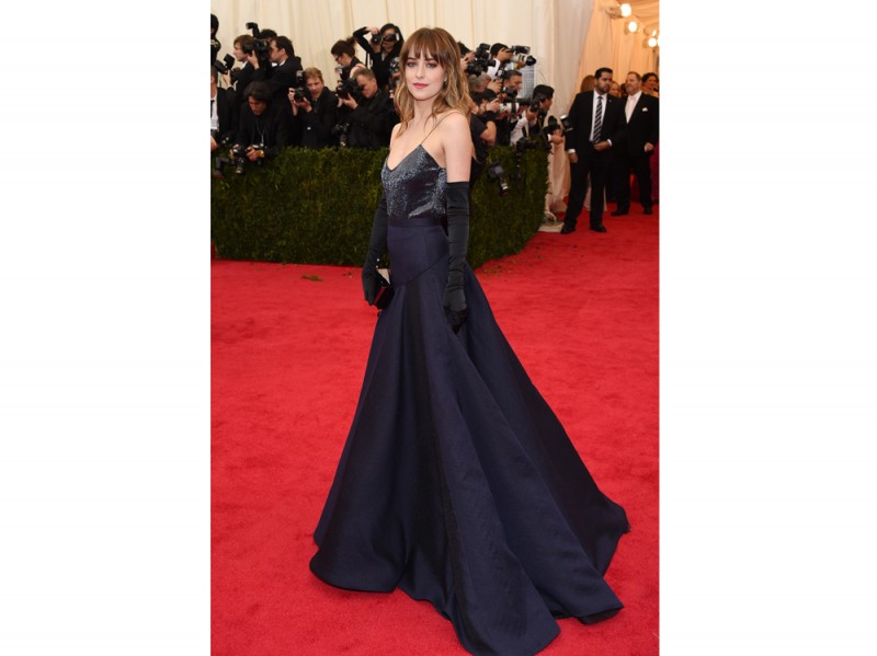 dakota-johnson-met-2014