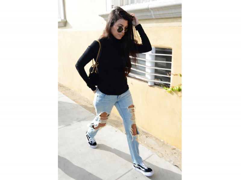 kourtney-kardashian-vans