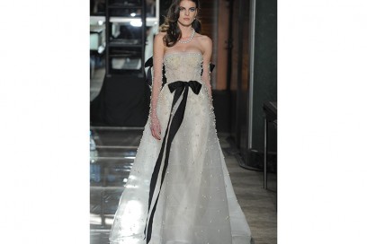 reem-acra-guanti-perle