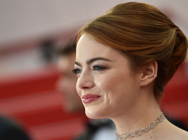 Cannes-2015-trucco-e-capelli-Emma-Stone-e1469547269399