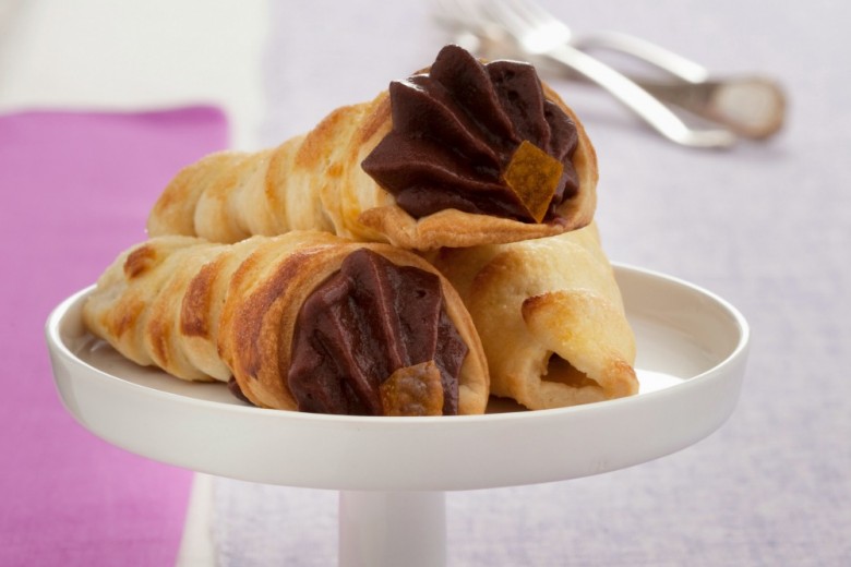 Cannoli dolci di pasta brisé