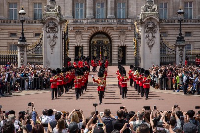 Buckingham Palace Faces ?150 Million Of Repairs