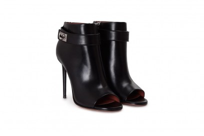 Givenchy-boots
