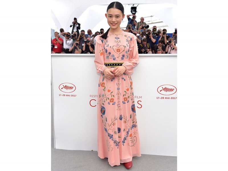 Hana-Sugisaki-cannes-daylook2