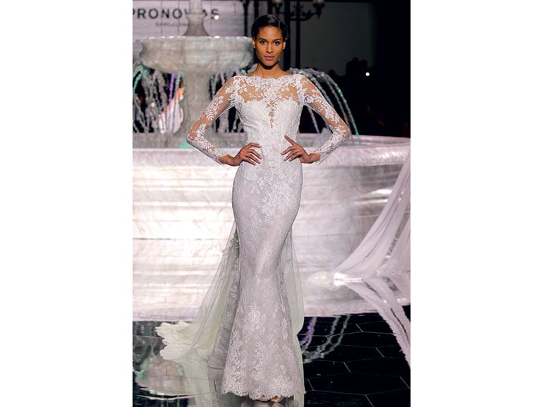 PRONOVIAS-FASHION-SHOW_-Romeo