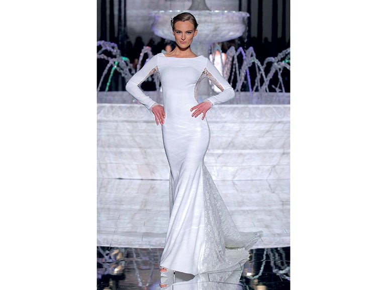 PRONOVIAS-FASHION-SHOW_Rica