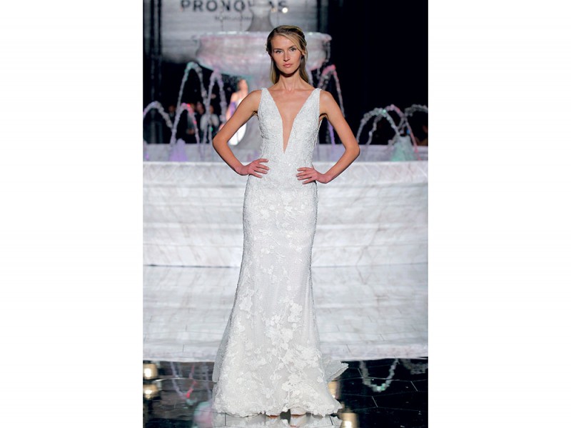 PRONOVIAS-FASHION-SHOW_Romina