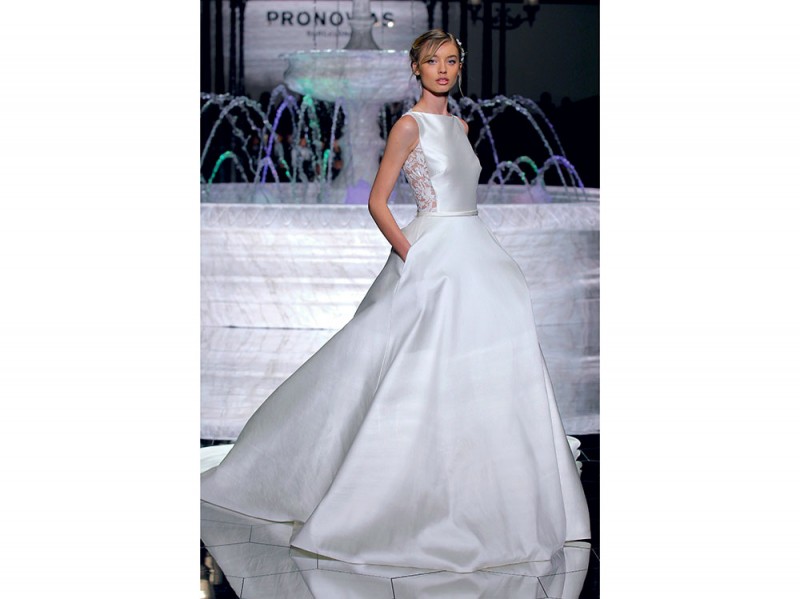 PRONOVIAS-FASHION-SHOW_Ronda