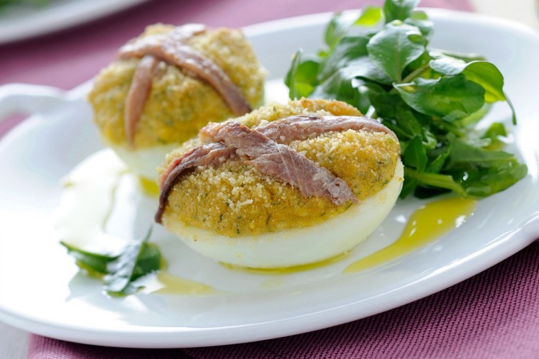 Uova ripiene al forno