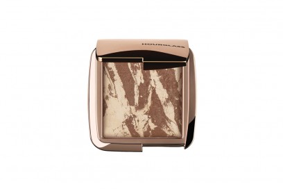 bronzer pelle chiara hourglass