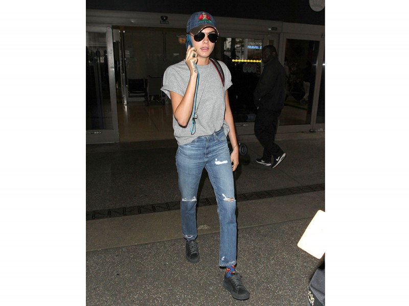 cara-delevingne-jeans