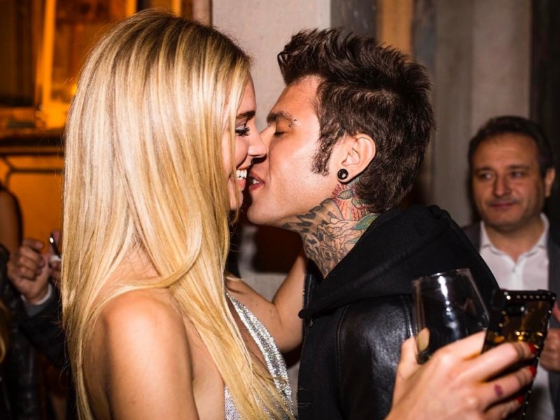 cover-chiara-ferragni-fedez-si-sposano-mobile