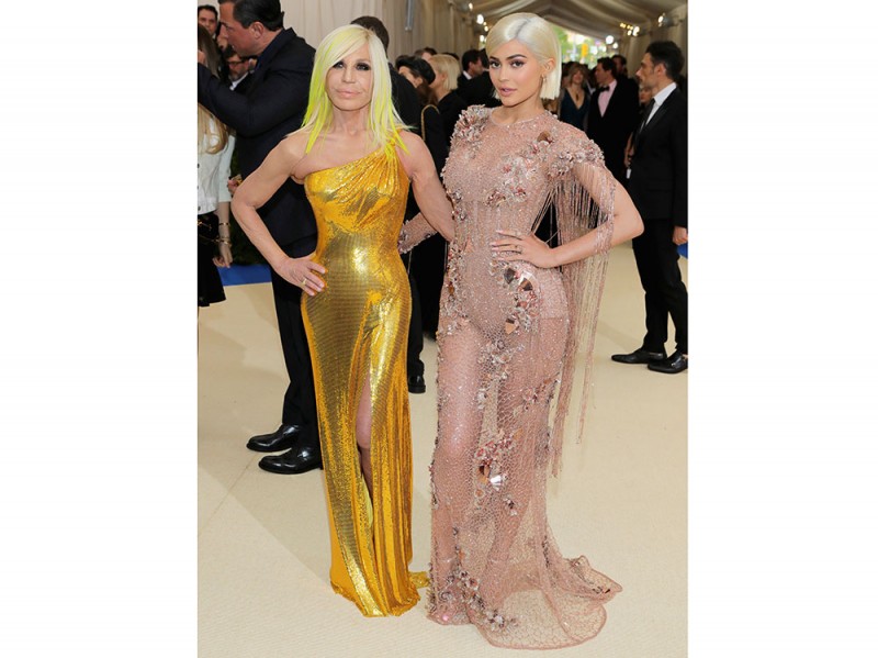 donatella-versace-kylie-jenner-met