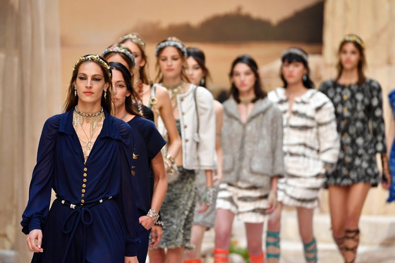 La sfilata Chanel Cruise 2018 ispirata all’Antica Grecia
