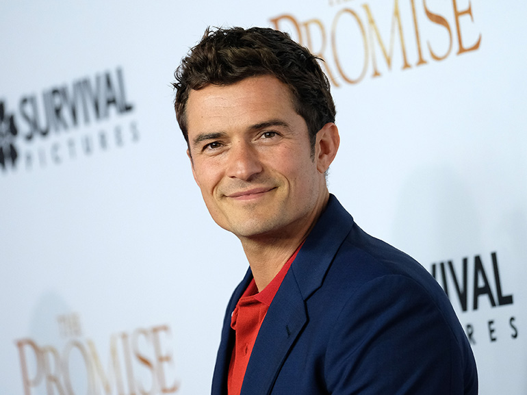 orlando bloom sesso cameriera londra
