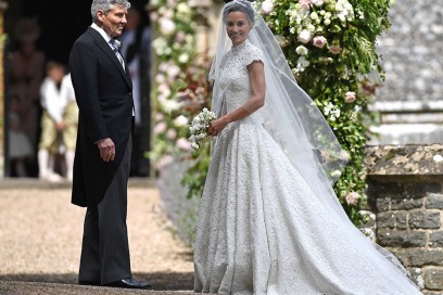 pippa-middleton-sposa-con-padre