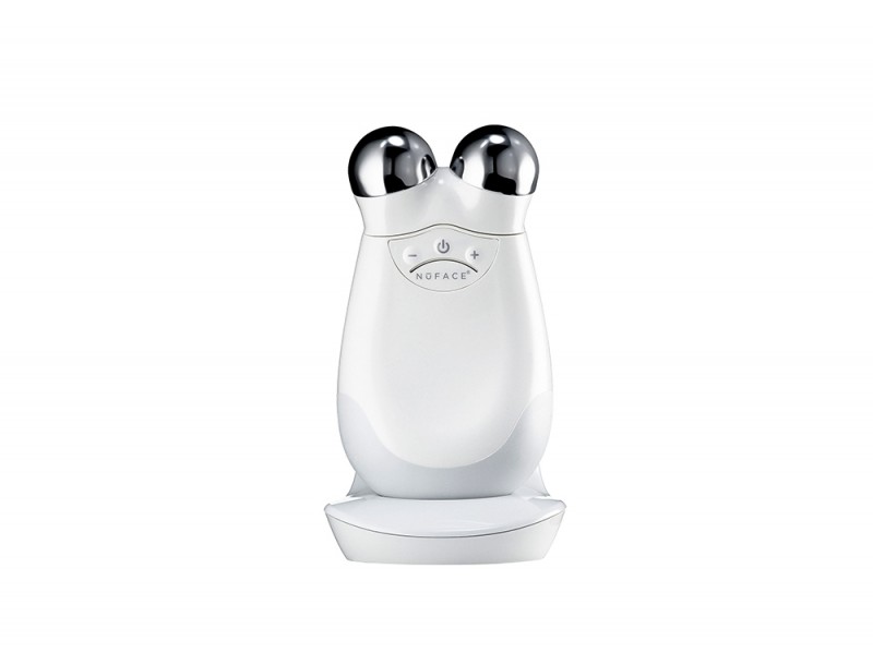 skin-beauty-device-cura-della-pelle-nuface-trinity-facial-toning-device