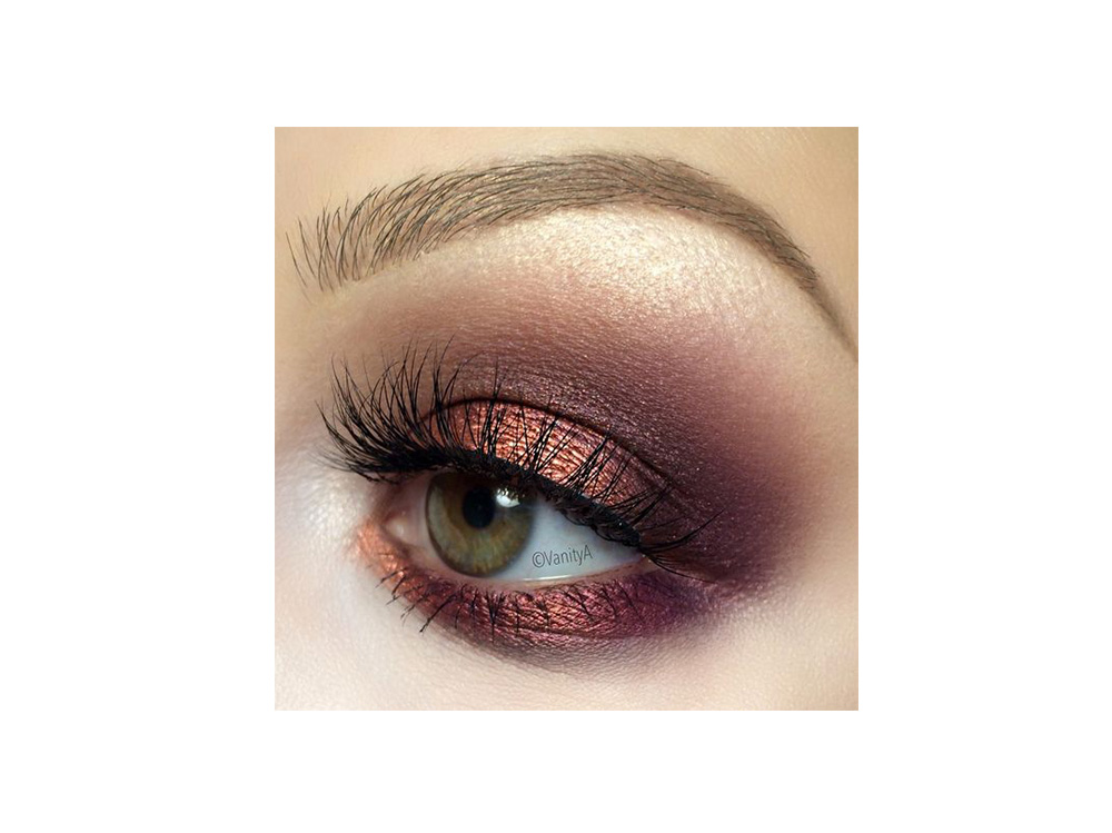 Smokey eyes rose gold