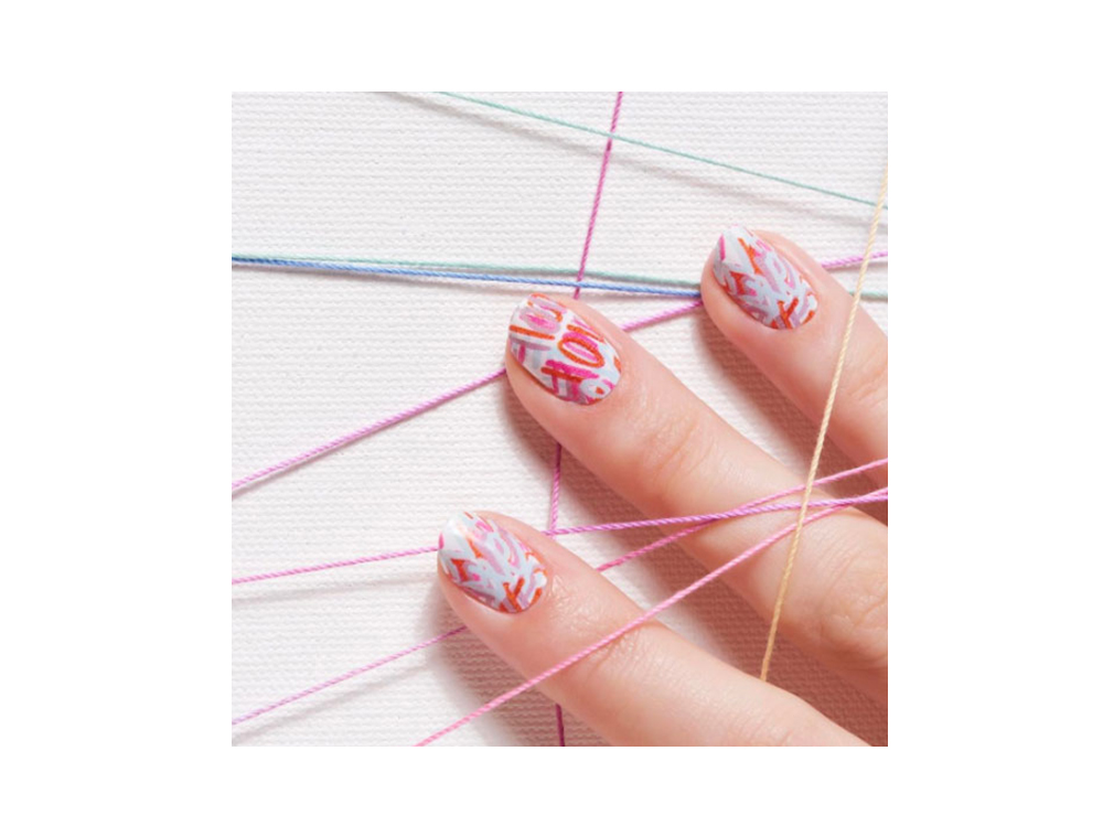 unghie estive colorate