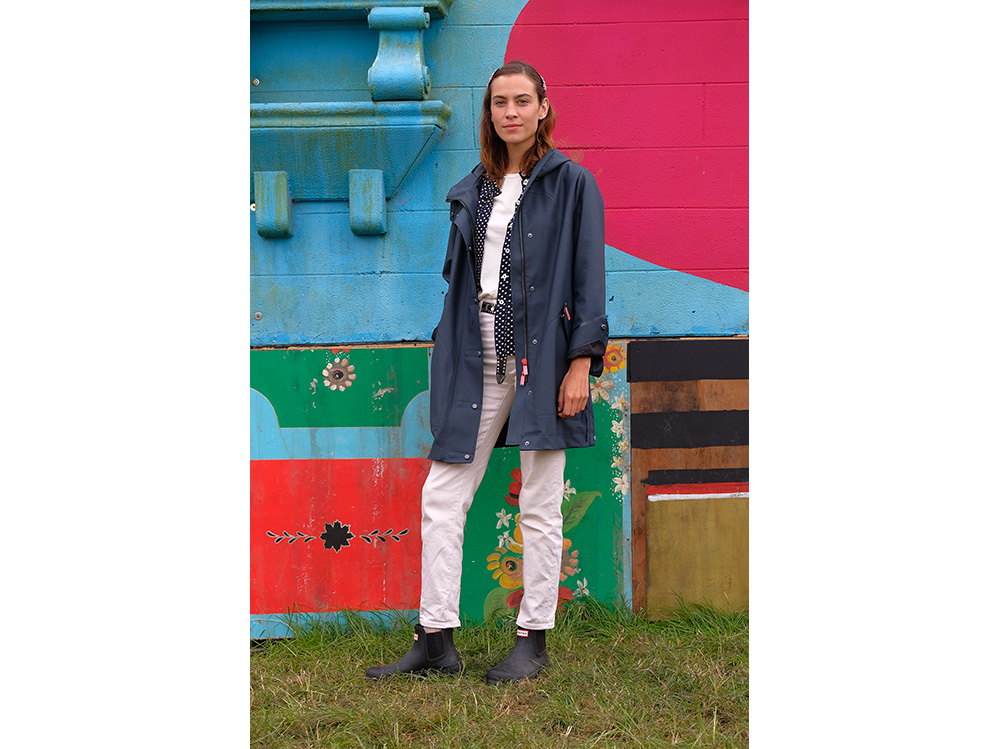 ALEXA-CHUNG—24TH-JUNE-2017—ORIGINAL-RUBBERISED-LEATHER-HUNTING-COAT-&-ORIGINAL-CHELSEA