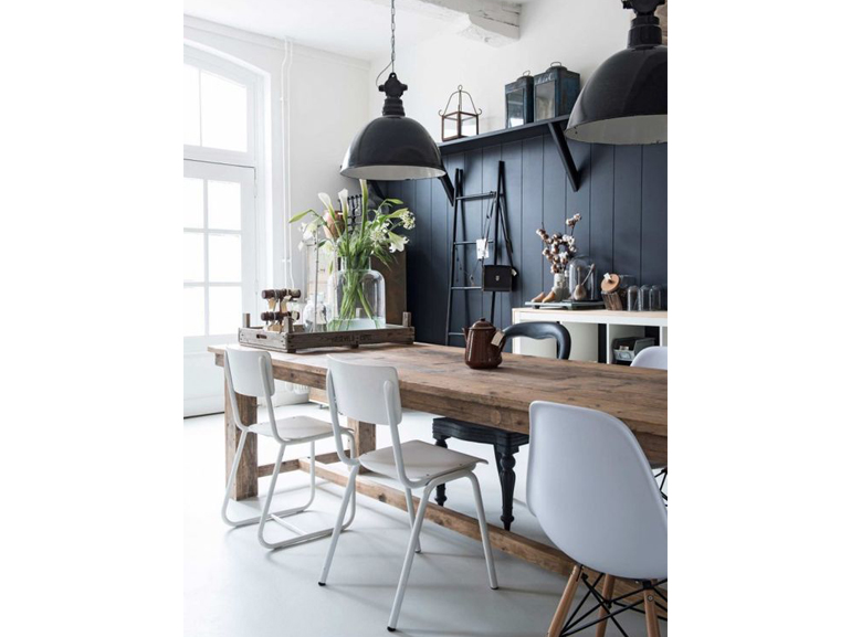 Boiserie nera