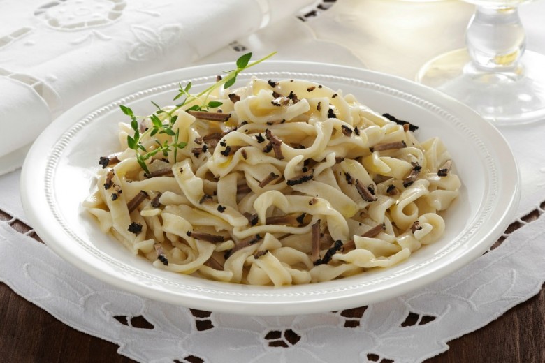 Fettuccine al tartufo nero